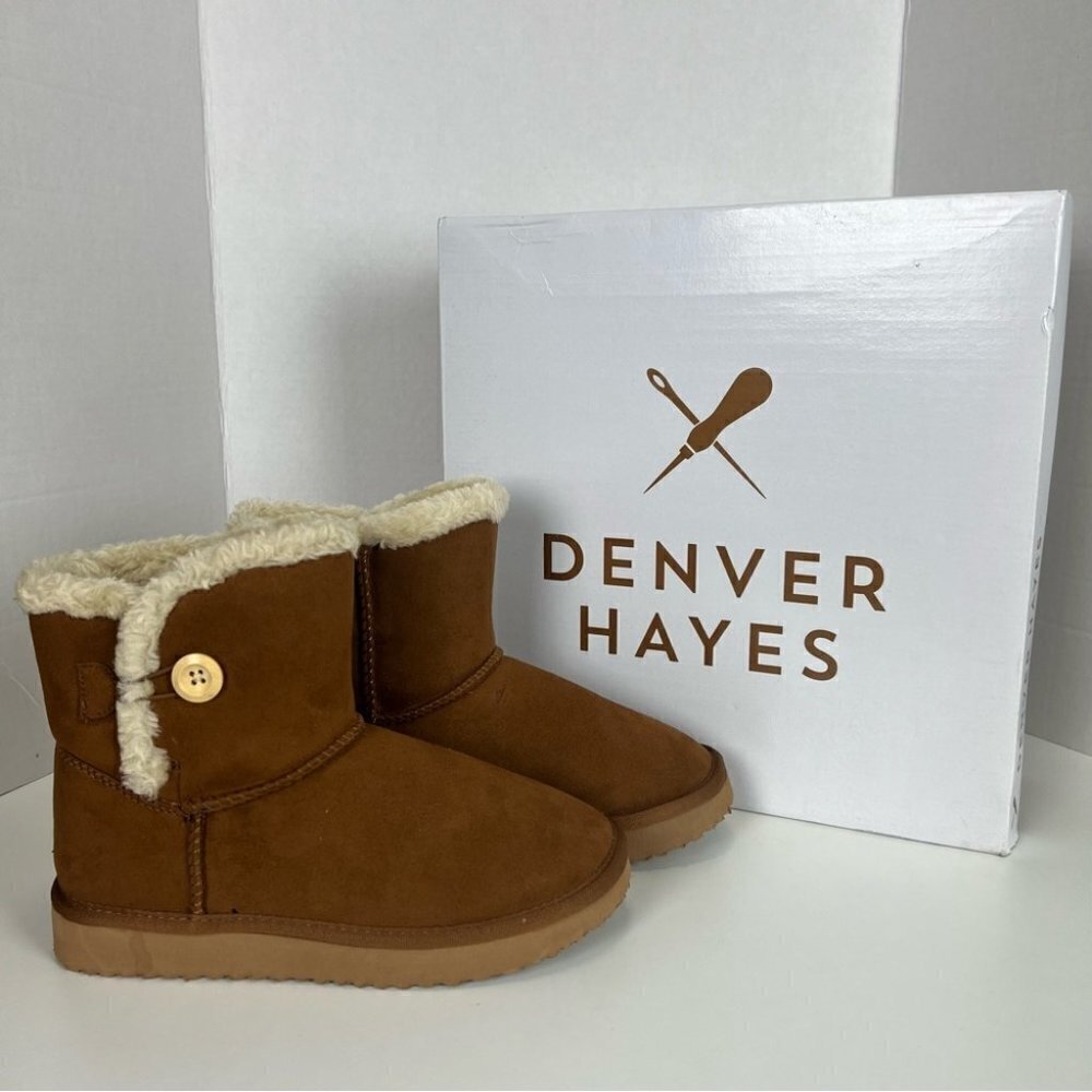 Nib - Denver Hayes, Cozy Boot/Shoes Women’s. Color: Brown. Size: 6.